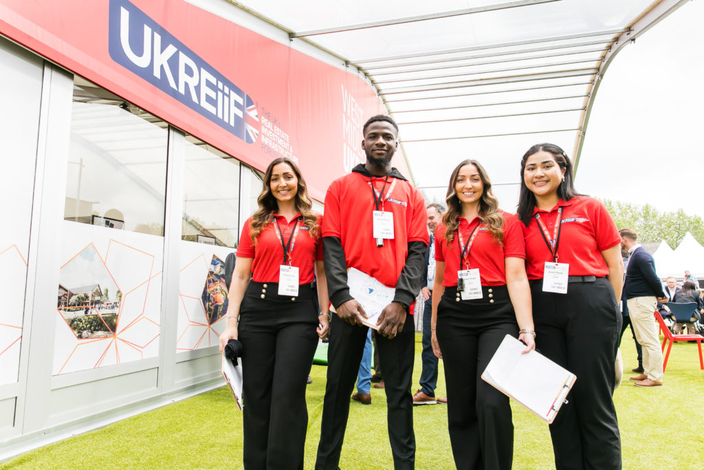 UKREiiF 2024 Red Tops
