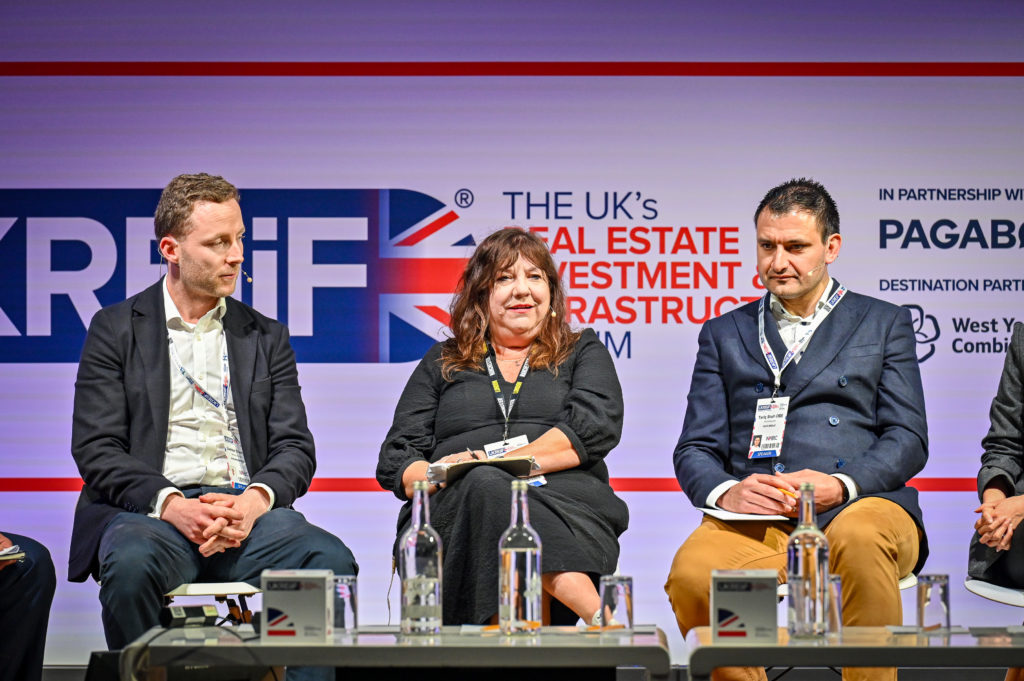 Joanne Roney CBE