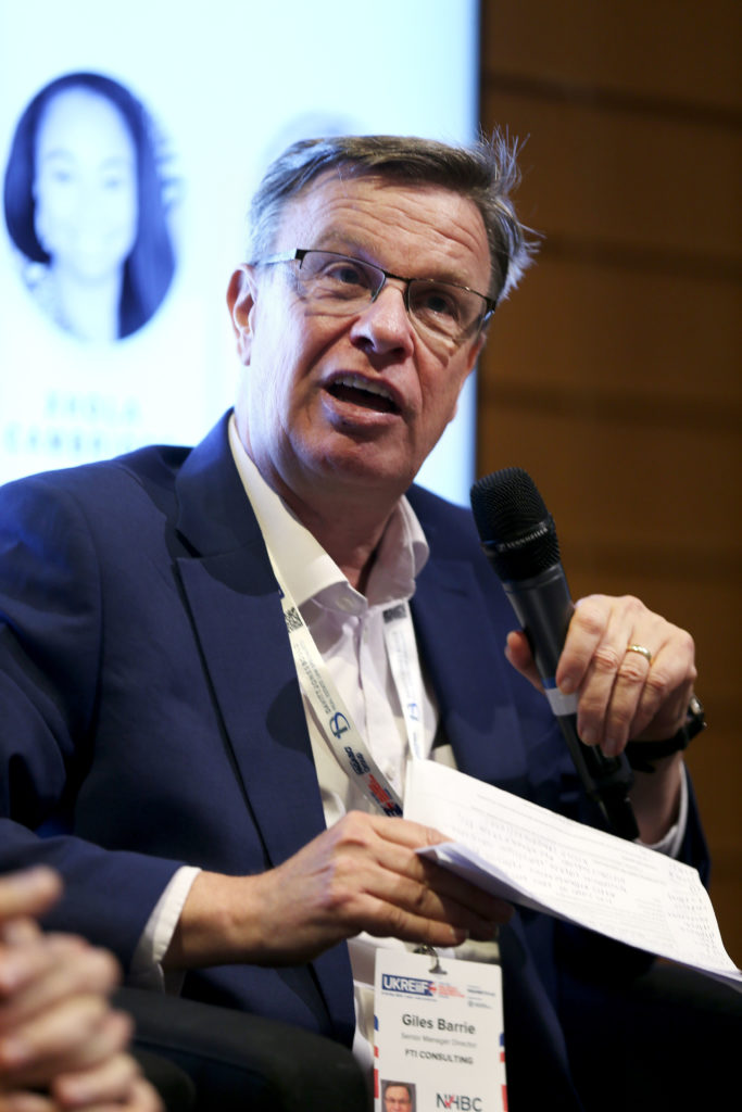 Giles Barrie, FTI Consulting